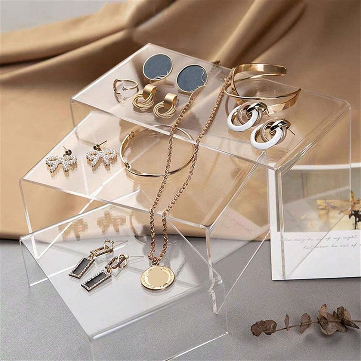 8 قطع مكونة من قطعتين من رافعا - مراجعة Display Risers Set وسعره