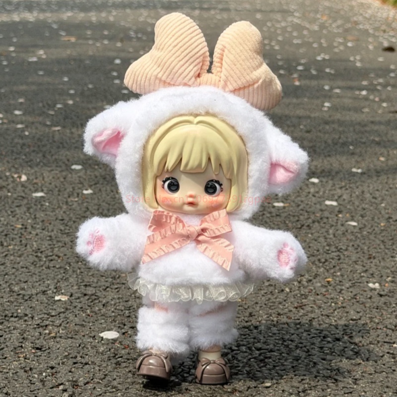صندوق المفاجآت الجديد والرائج  - مراجعة Vinyl Figure Blank وسعره