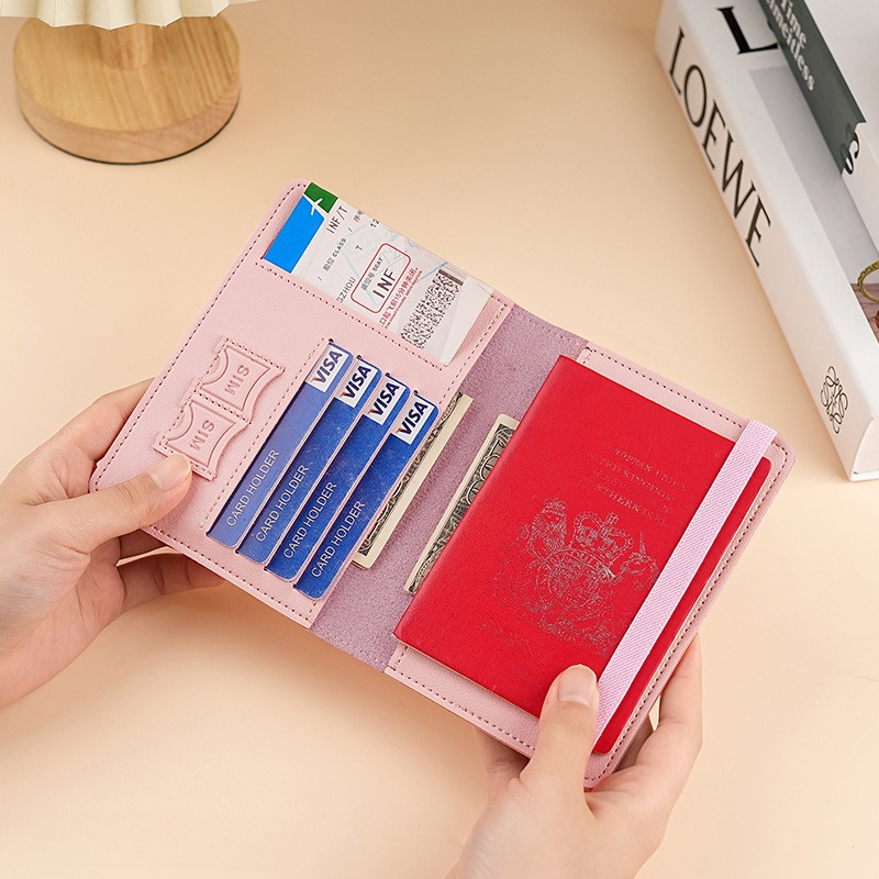 غطاء جواز سفر من الجلد الصناعي - مراجعة Card Top Loader وسعره